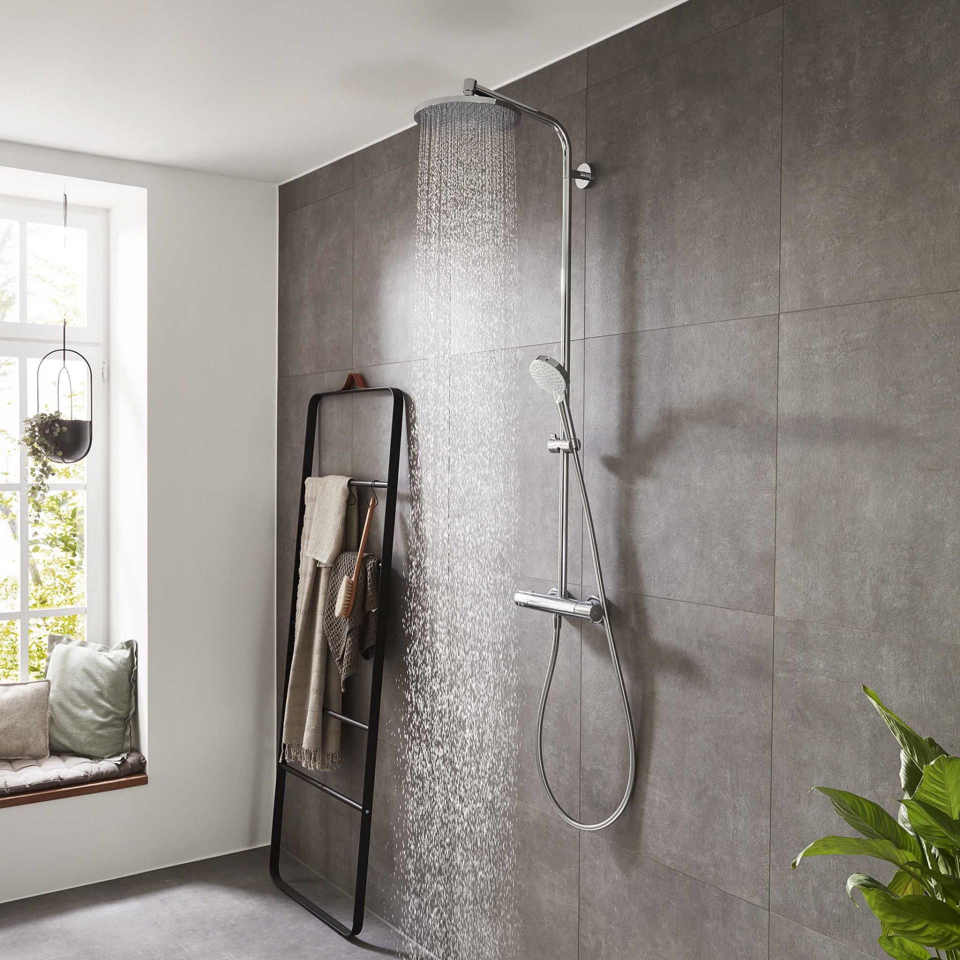 Hansgrohe Crometta S Showerpipe 240 1jet with thermostat - Image 4